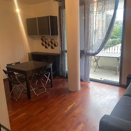 Residenza Del Parco Renzi Con Terrazza Apartment