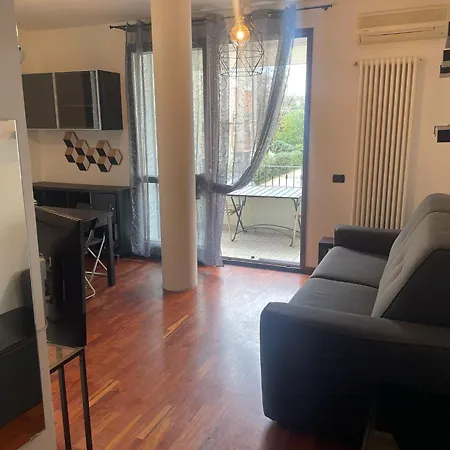 Apartment Residenza Del Parco Renzi Con Terrazza