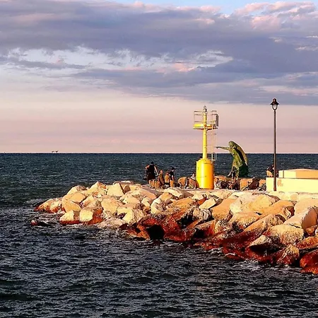 Residenza Del Parco Renzi Con Terrazza شقة ريميني